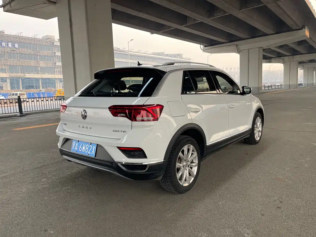 Volkswagen T-Roc 2020 — фото 6