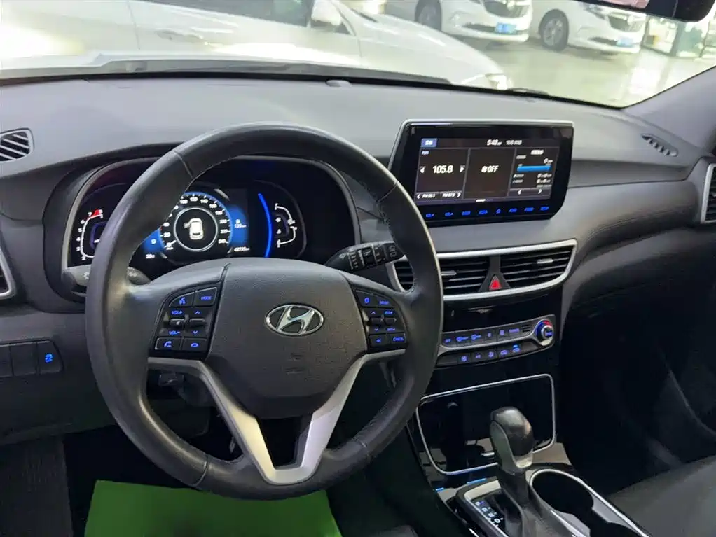 Hyundai Tucson 2019 — фото 3