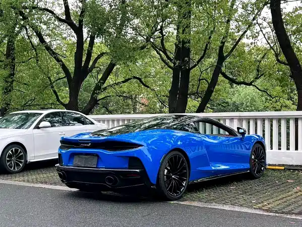 McLaren GT 2019