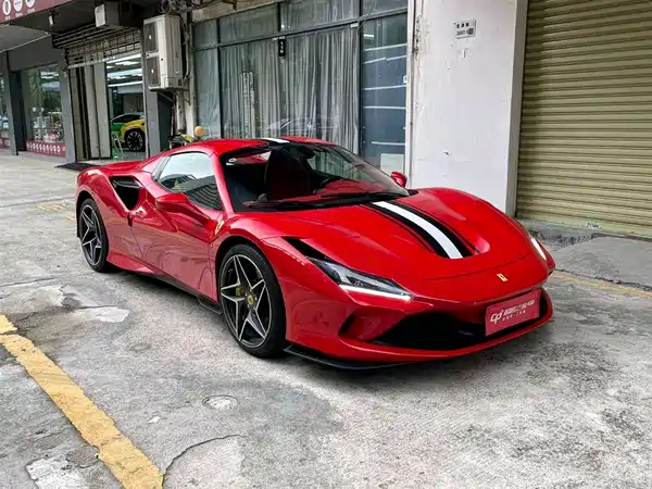 Ferrari F8 2020