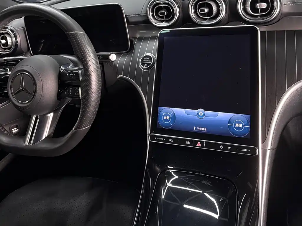 Mercedes-Benz C-Class 2023 — фото 12