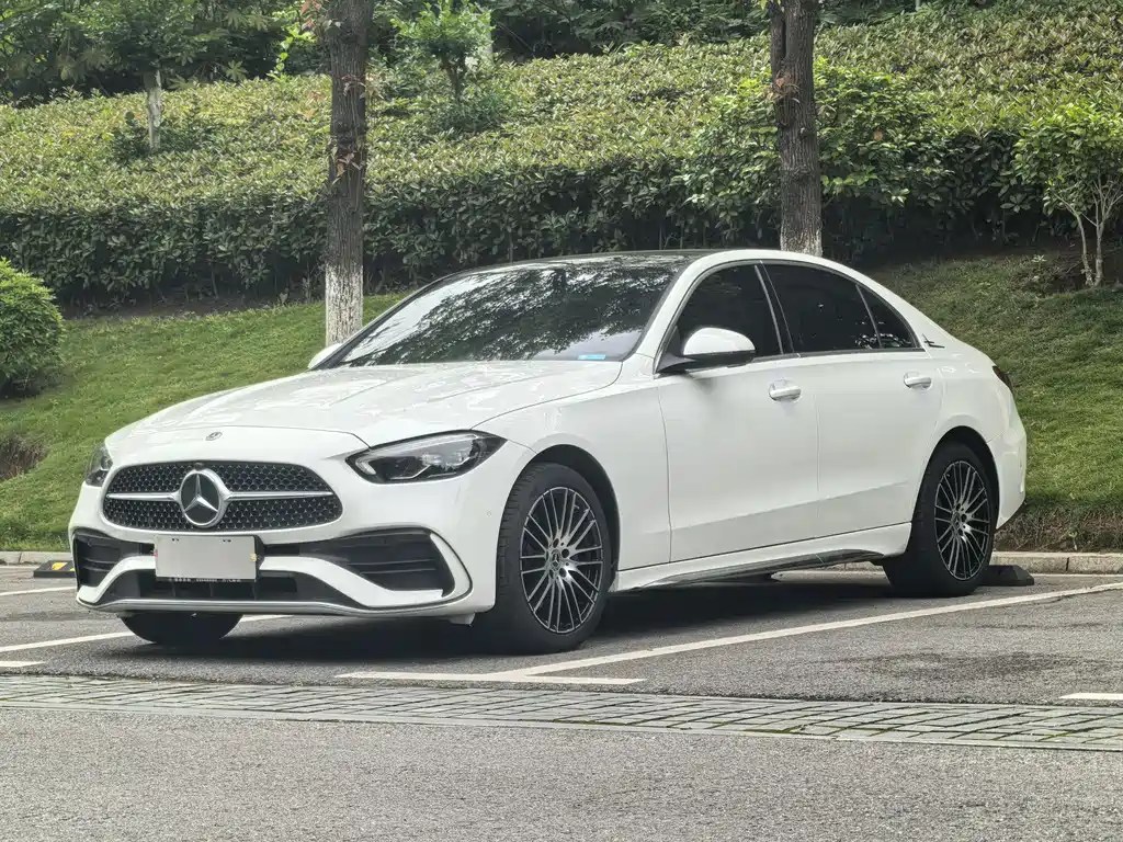 Mercedes-Benz C-Class 2023 — фото 1