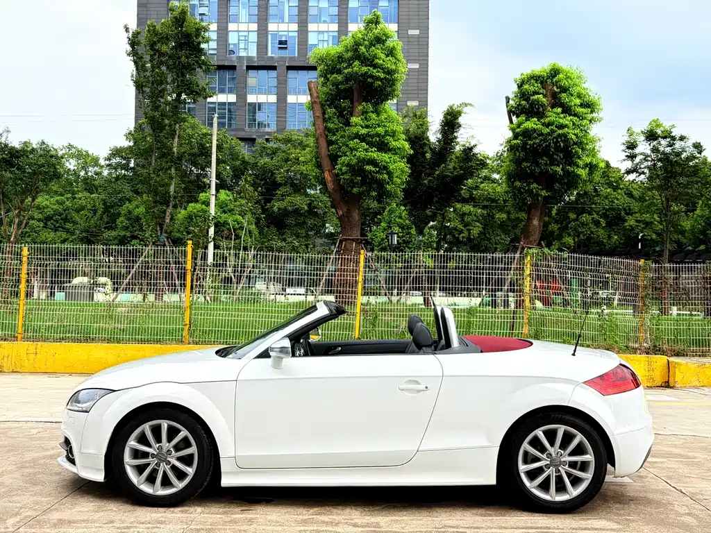 Audi TT 2014 — фото 2