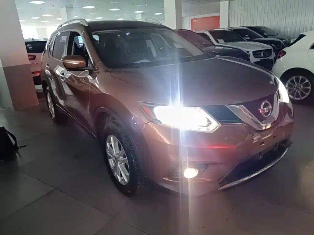 Nissan X-Trail 2015