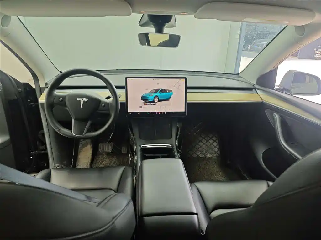 Tesla Model Y 2022 — фото 9