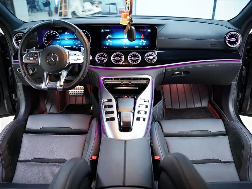 Mercedes-Benz AMG GT 2021 — фото 42