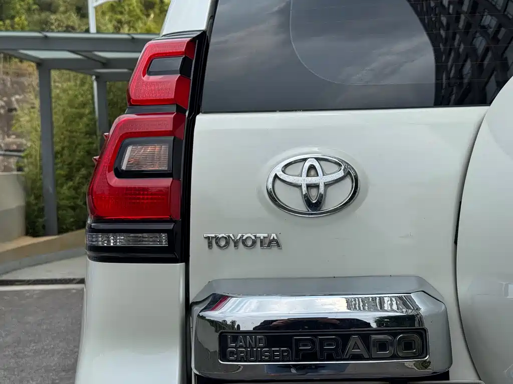Toyota Prado 2019 — фото 15