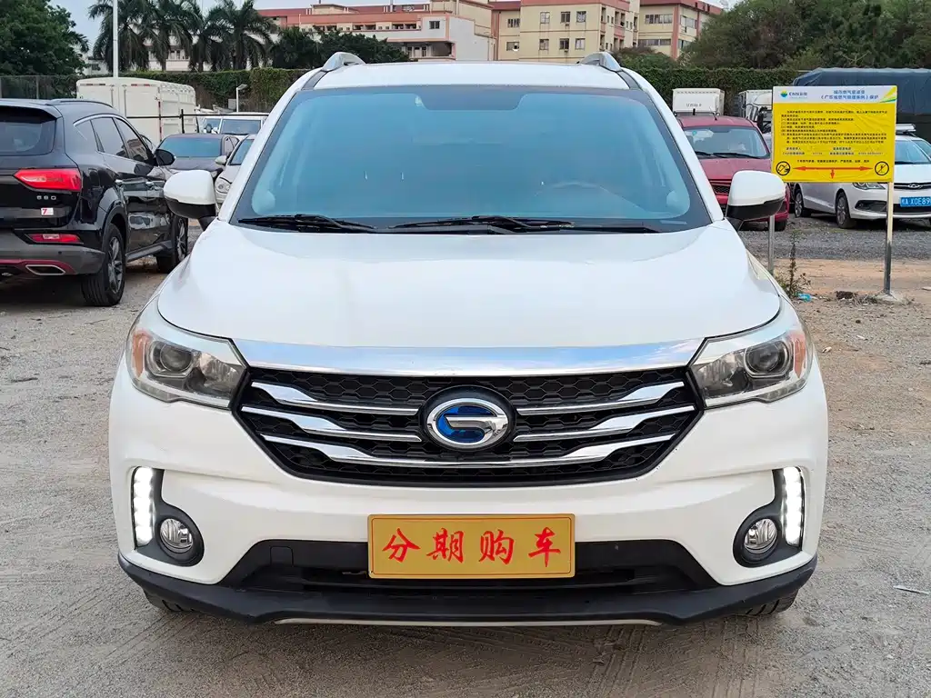 GAC Motor Trumpchi GS4 2017 — фото 1