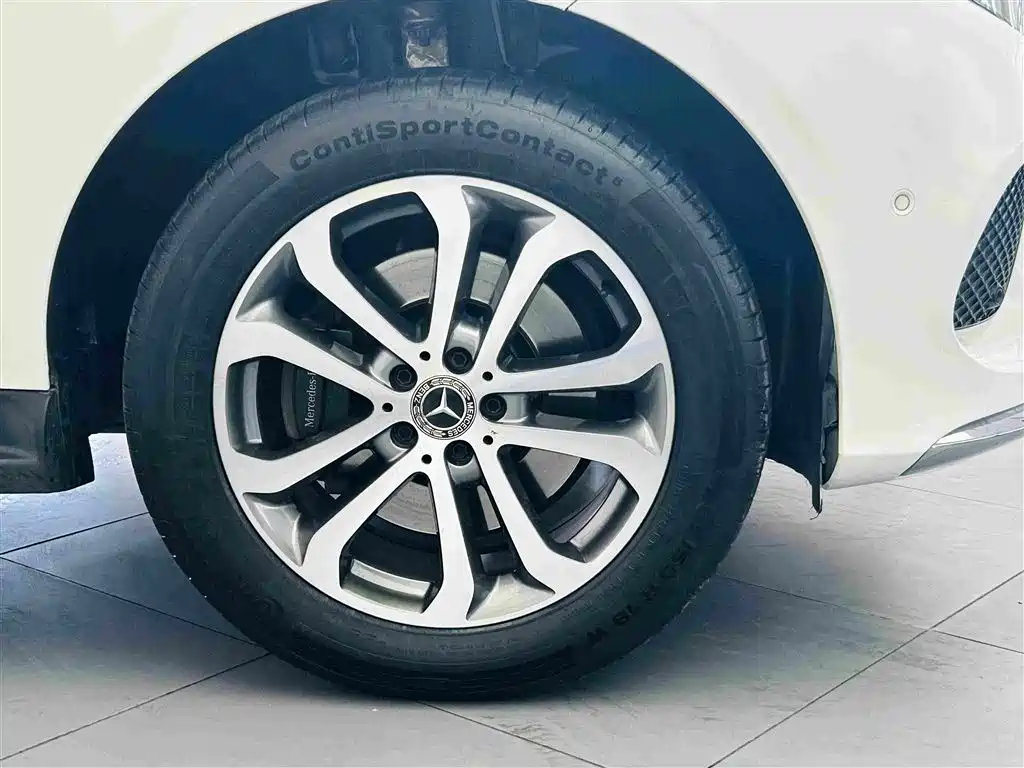 Mercedes-Benz GLE 2018 — фото 10