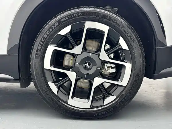XPeng G7 2025