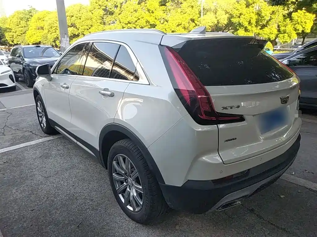 Cadillac XT4 2019 — фото 23