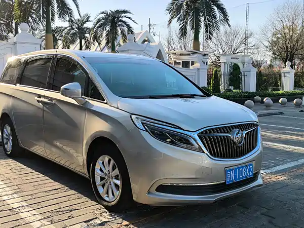 Buick GL8 2017