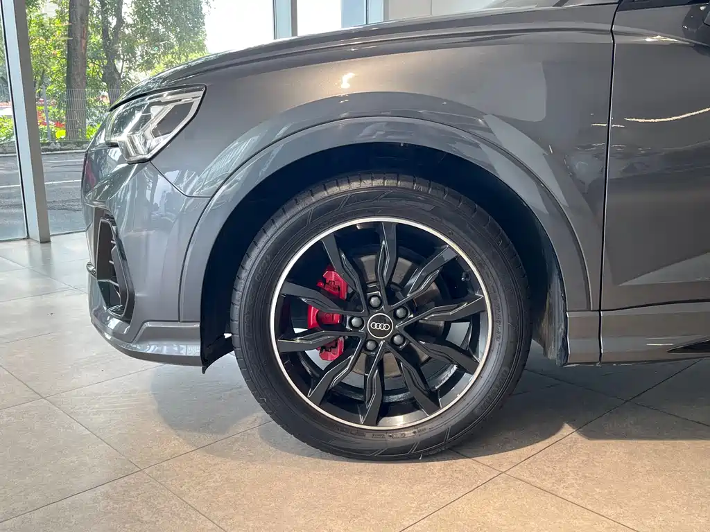 Audi Q3 Sportback 2021 — фото 7