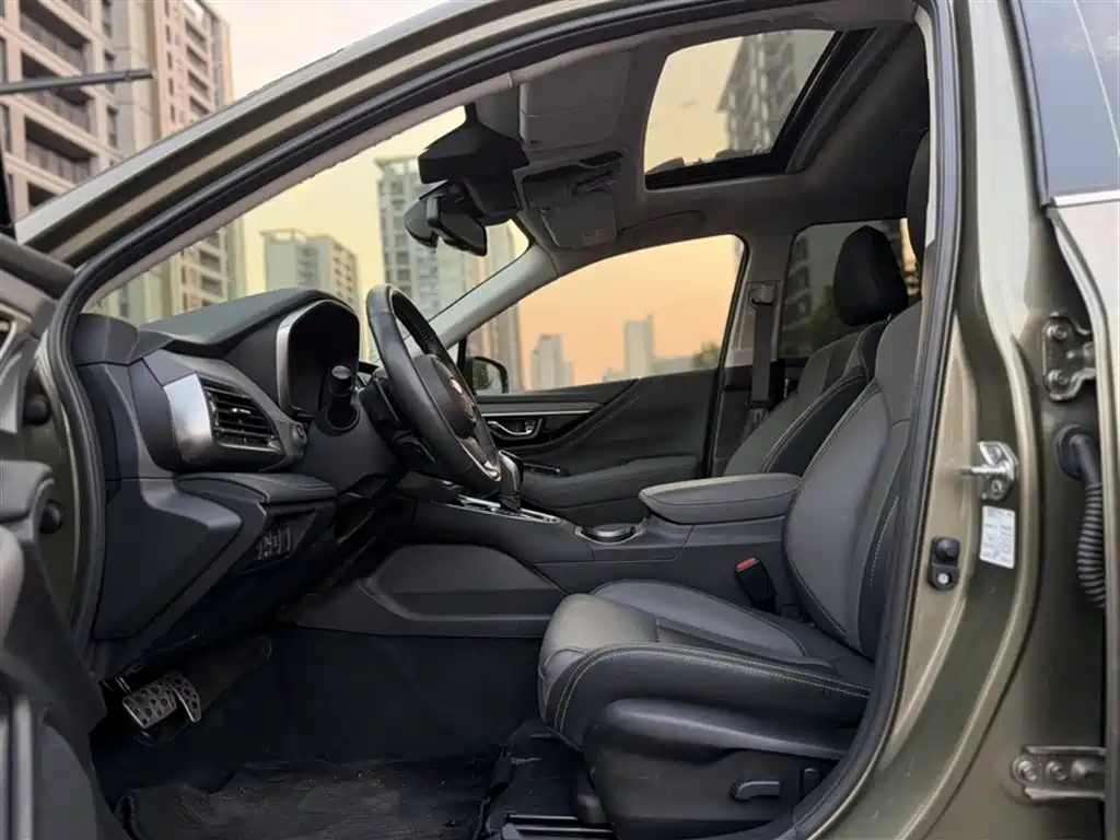 Subaru Outback 2022 — фото 12