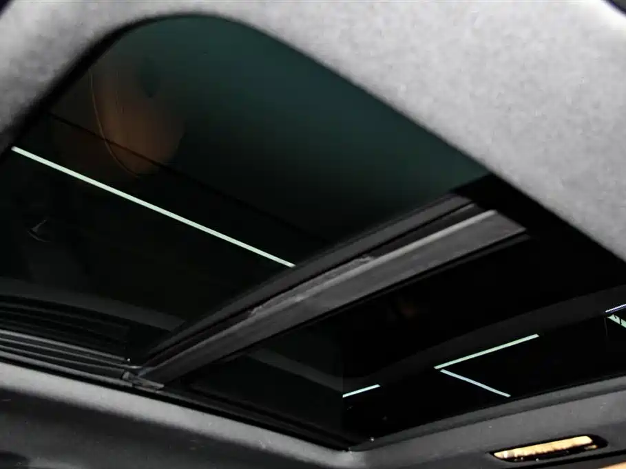 BMW 6 Series GT 2022 — фото 20