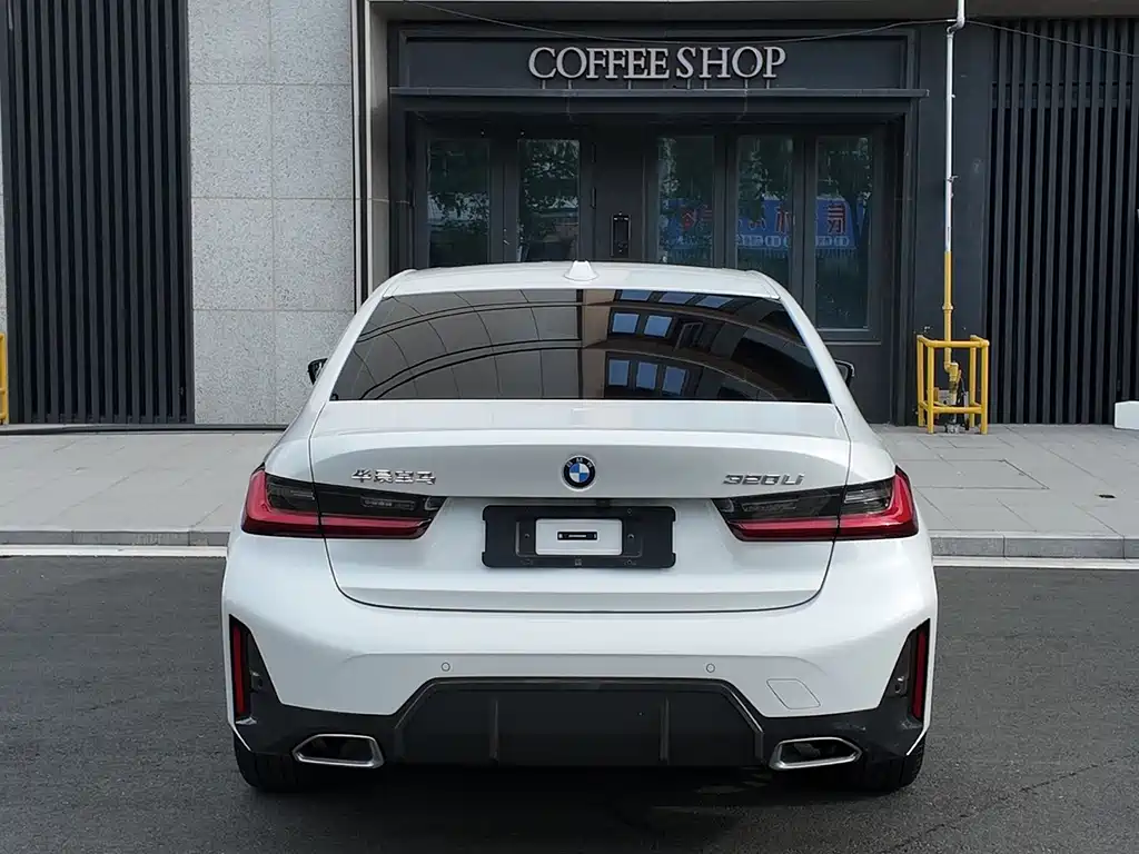 BMW 3 Series 2024