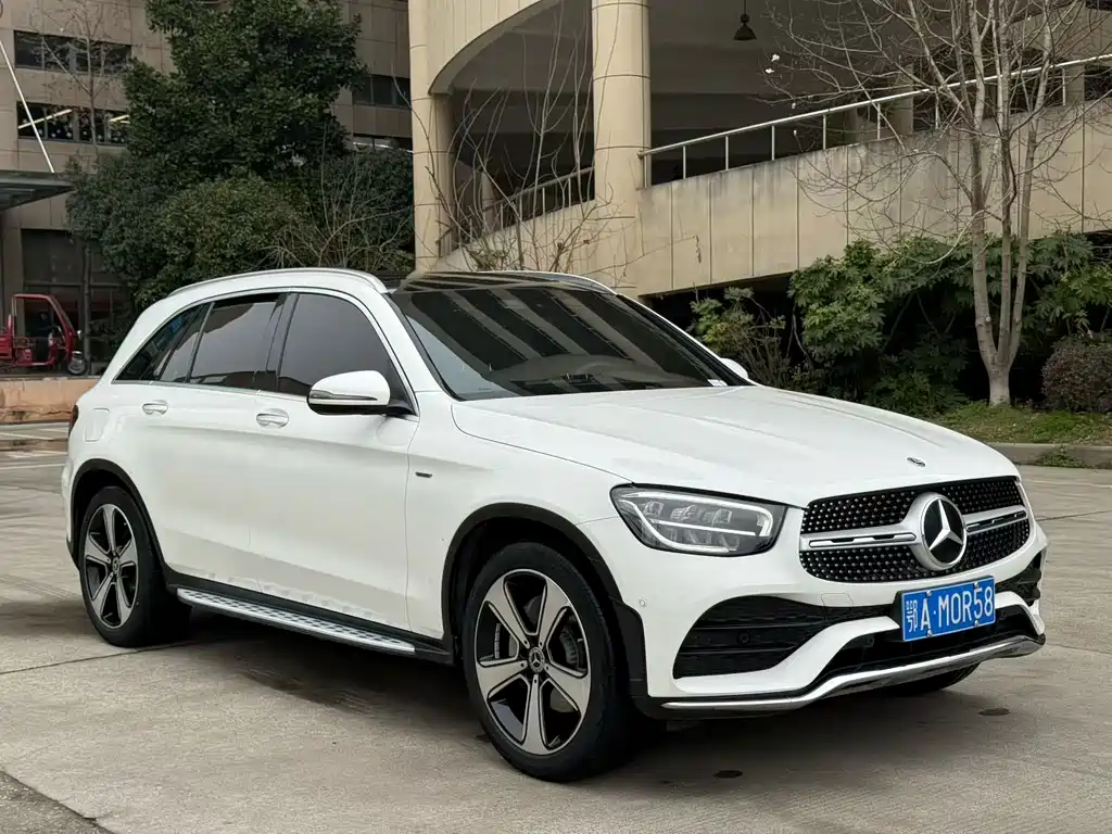Mercedes-Benz GLC 2023 — фото 3