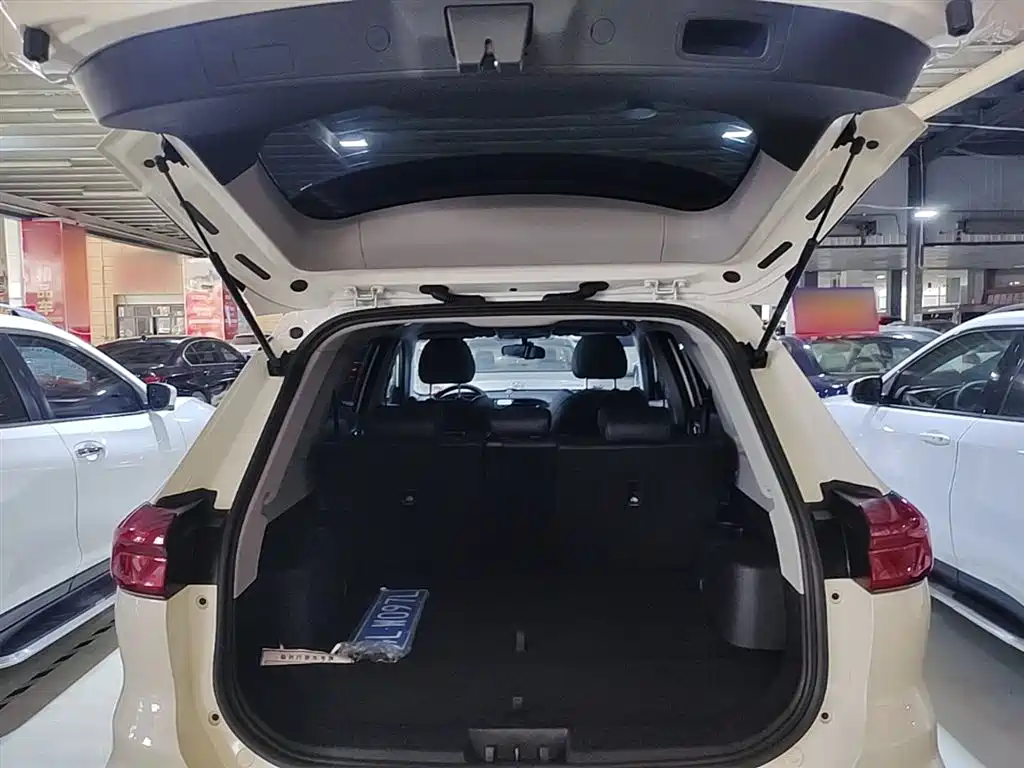Chery Tiggo 8 2018 — фото 19