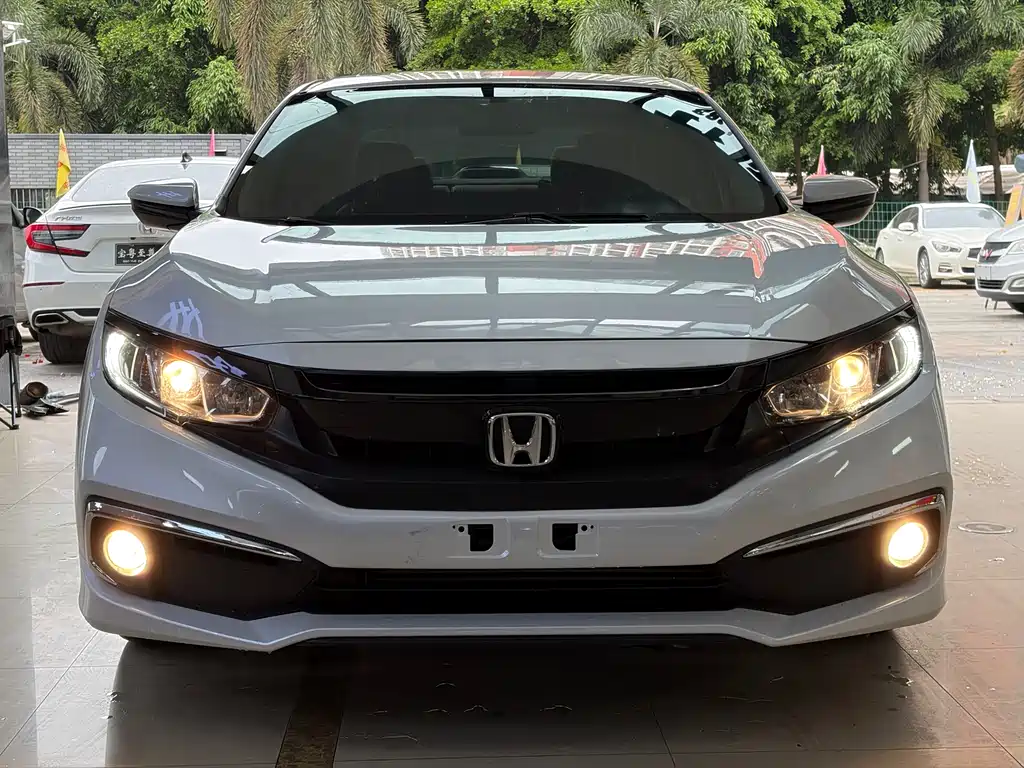 Honda Civic 2021 — фото 2