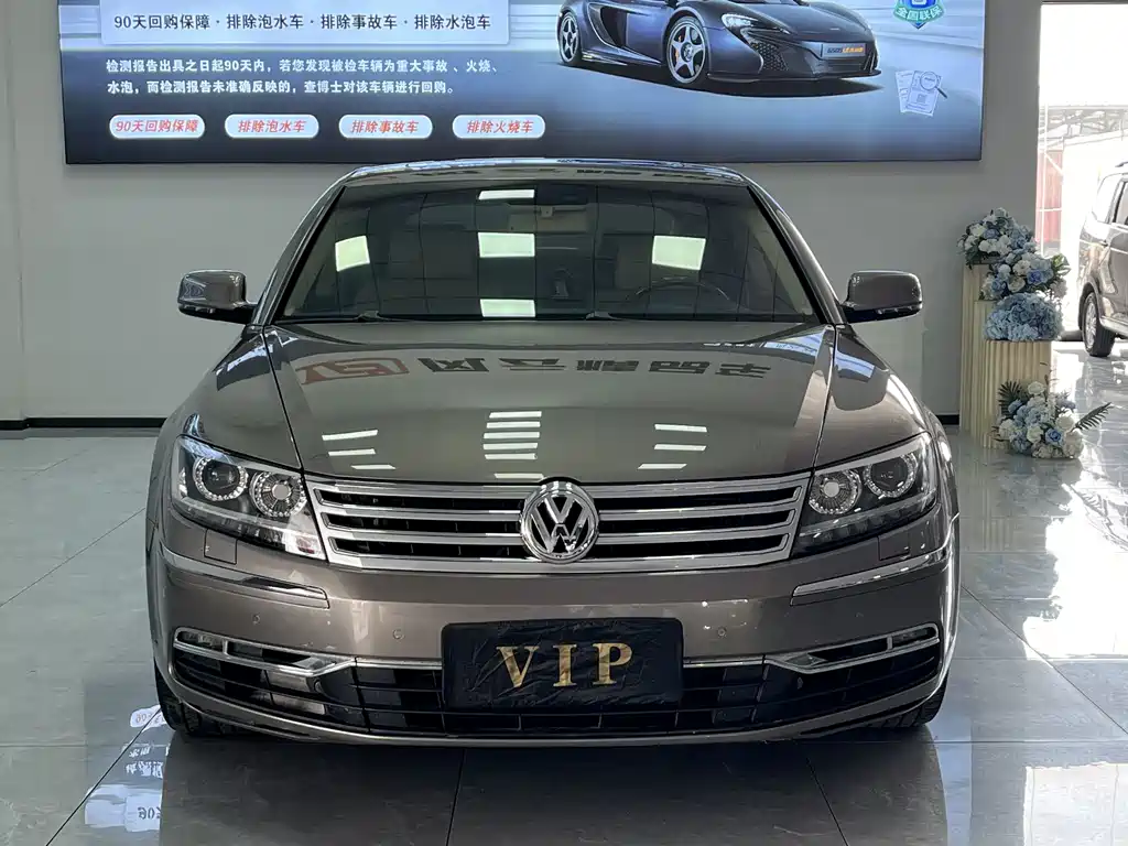 Volkswagen Phaeton 2015 — фото 2