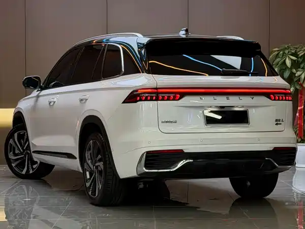 Geely Xingyue L 2024