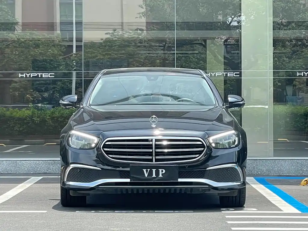 Mercedes-Benz E-Class 2022 — фото 1