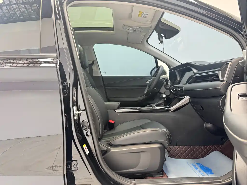 GAC Motor Trumpchi GS4 2022 — фото 12