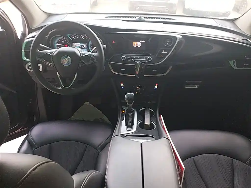 Buick Envision Plus 2016 — фото 10