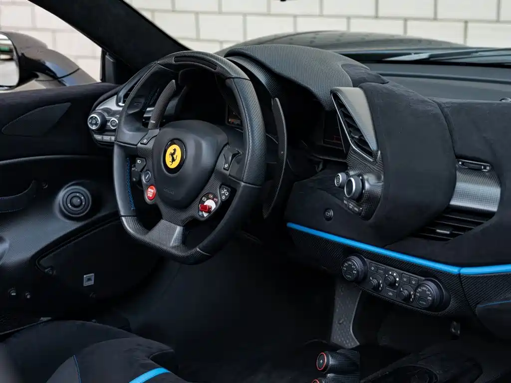 Ferrari 488 2019 — фото 10
