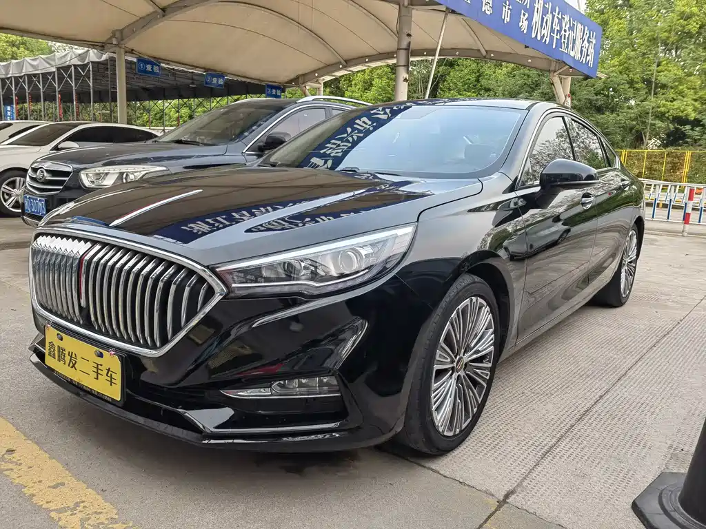 Hongqi H5 2022 — фото 1