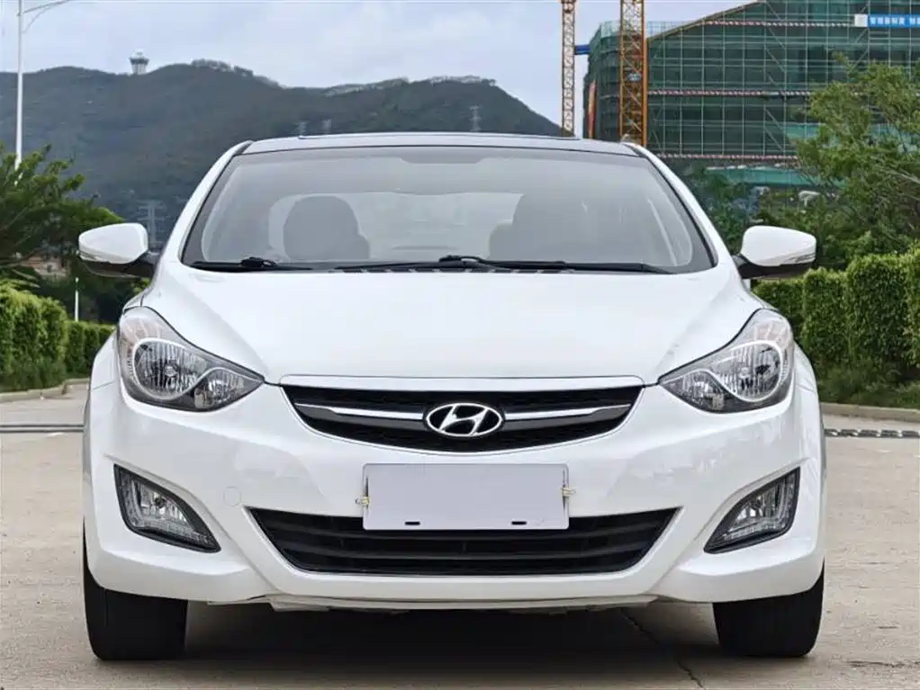 Hyundai Elantra Langdong 2015 — фото 2