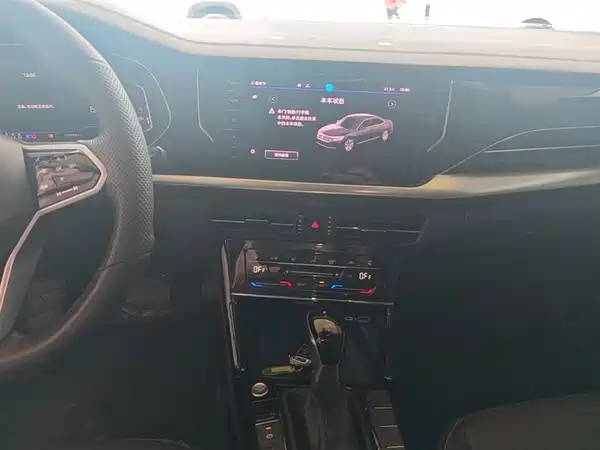 Volkswagen Passat 2023