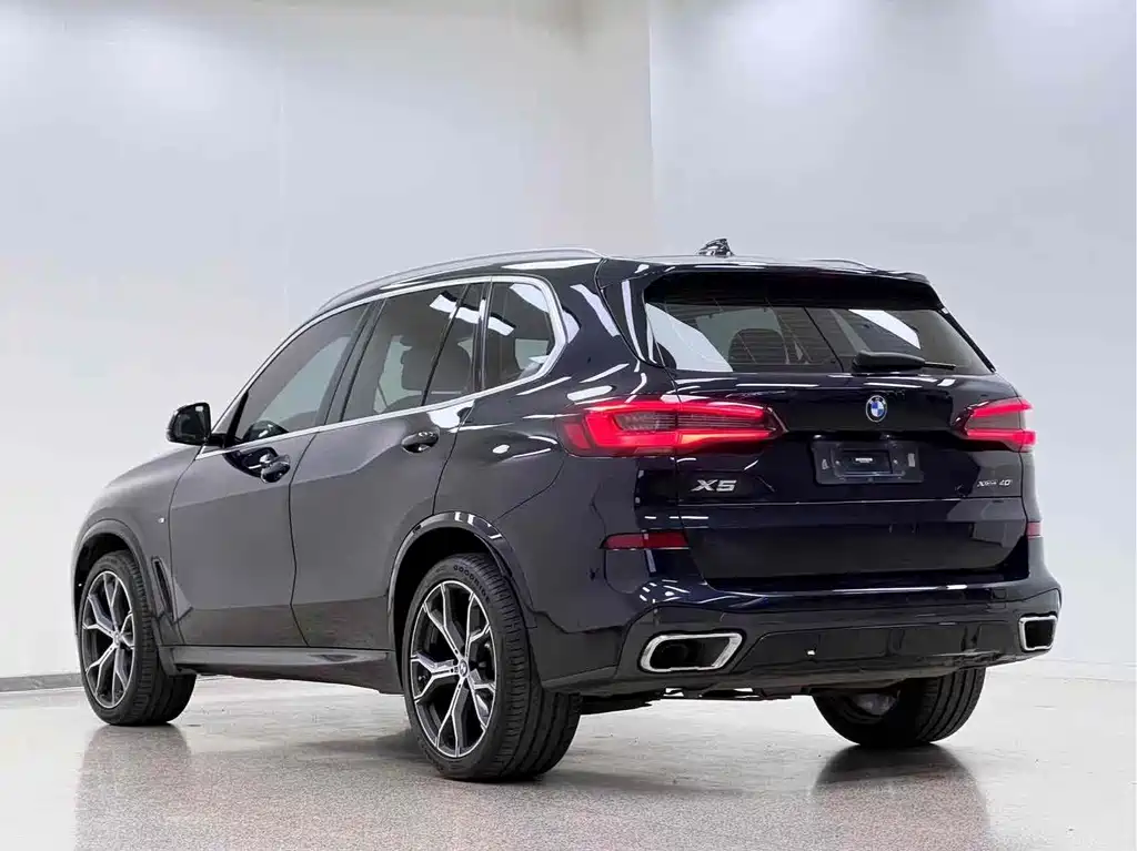 BMW X5 2022 — фото 29