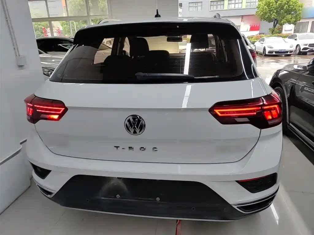 Volkswagen T-Roc 2020 — фото 6