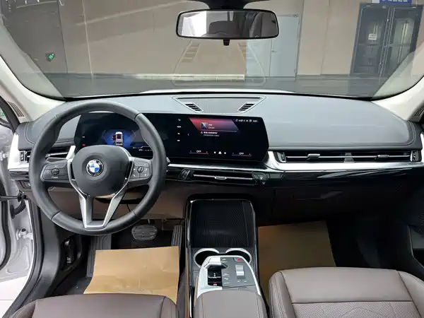 BMW X1 2024