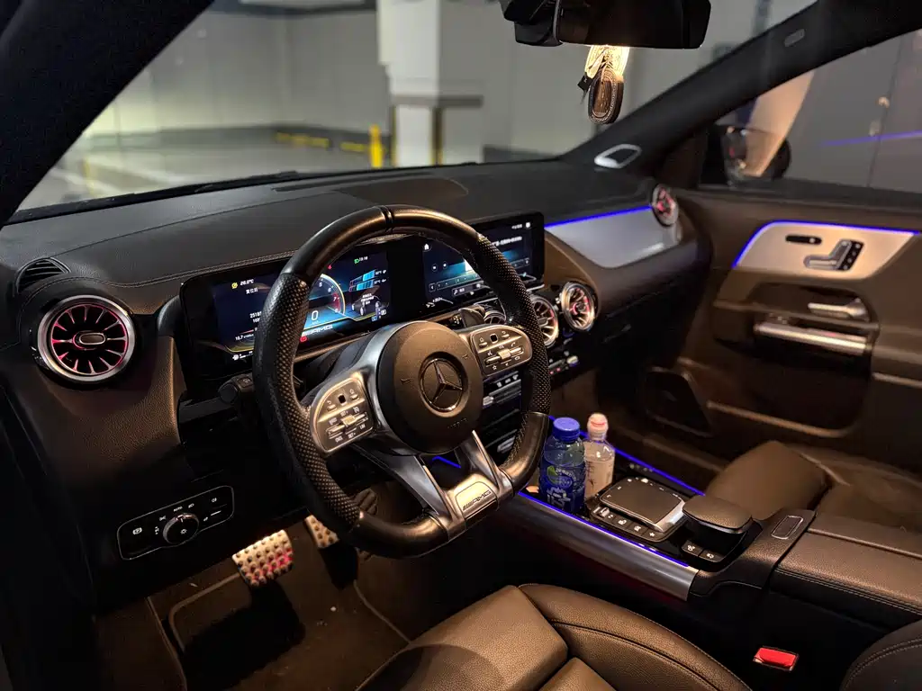 Mercedes-Benz GLA AMG 2021 — фото 5