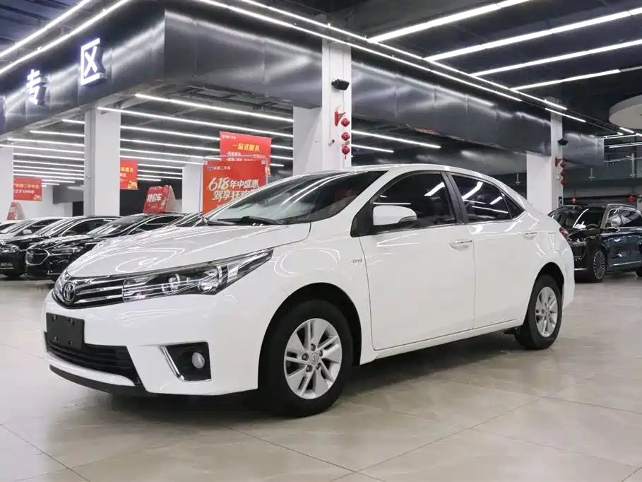 Toyota Corolla 2016 — фото 1
