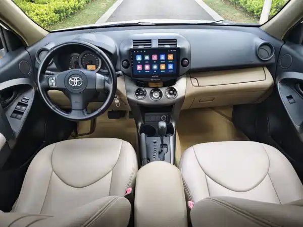 Toyota RAV4 2013
