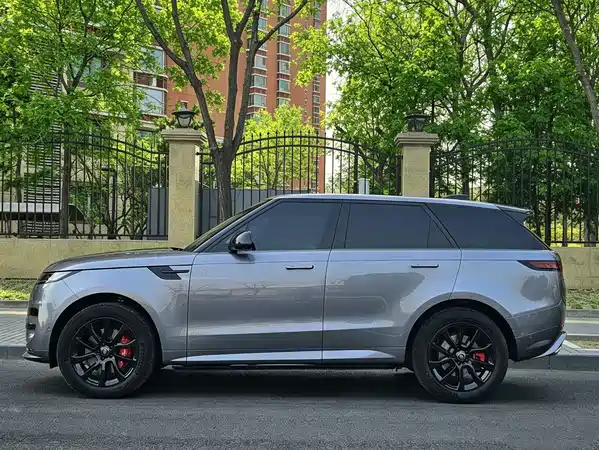 Land Rover Range Rover Sport 2023