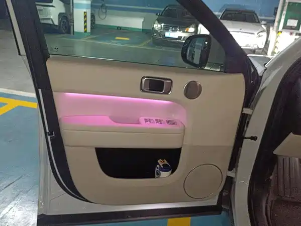 Li Auto L6 2024
