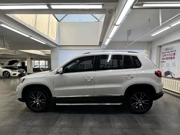 Volkswagen Tiguan 2015