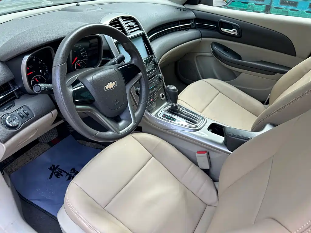 Chevrolet Malibu 2015 — фото 11