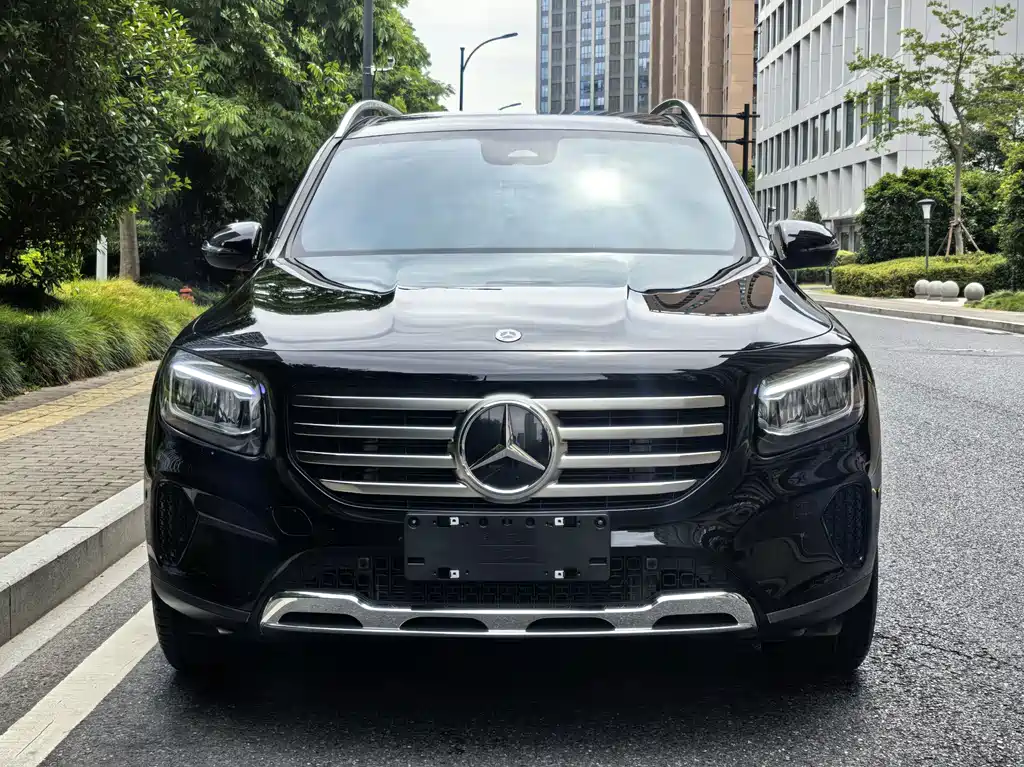 Mercedes-Benz GLB 2026