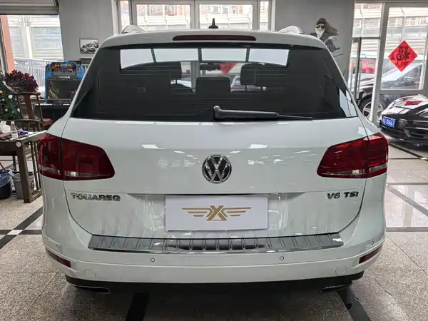 Volkswagen Touareg 2015