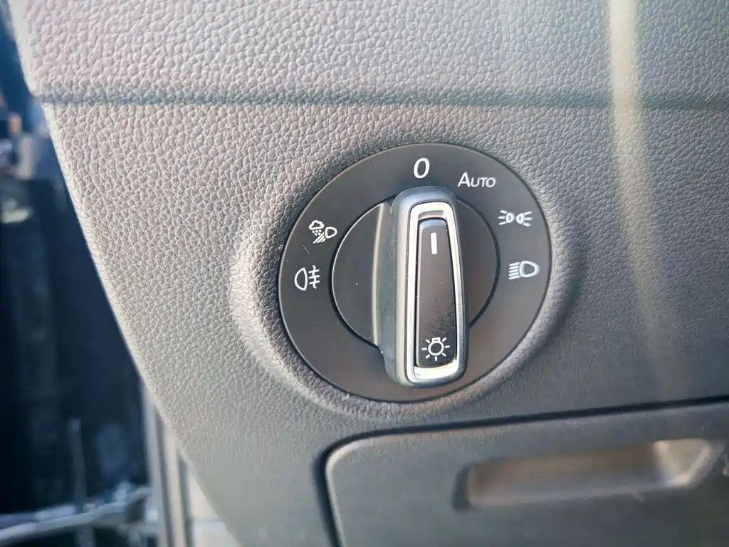 Volkswagen Tiguan L 2022 — фото 13