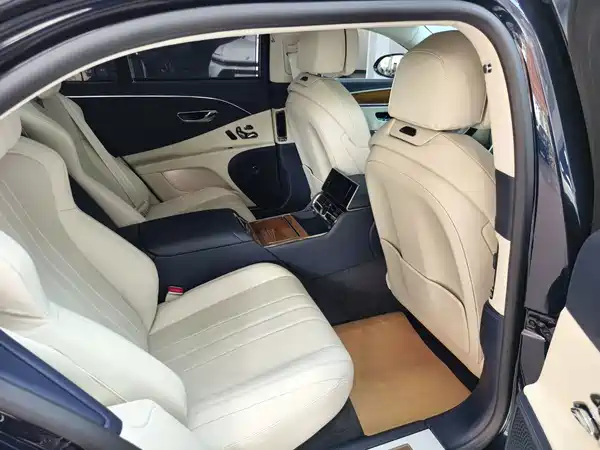 Bentley Flying Spur 2021
