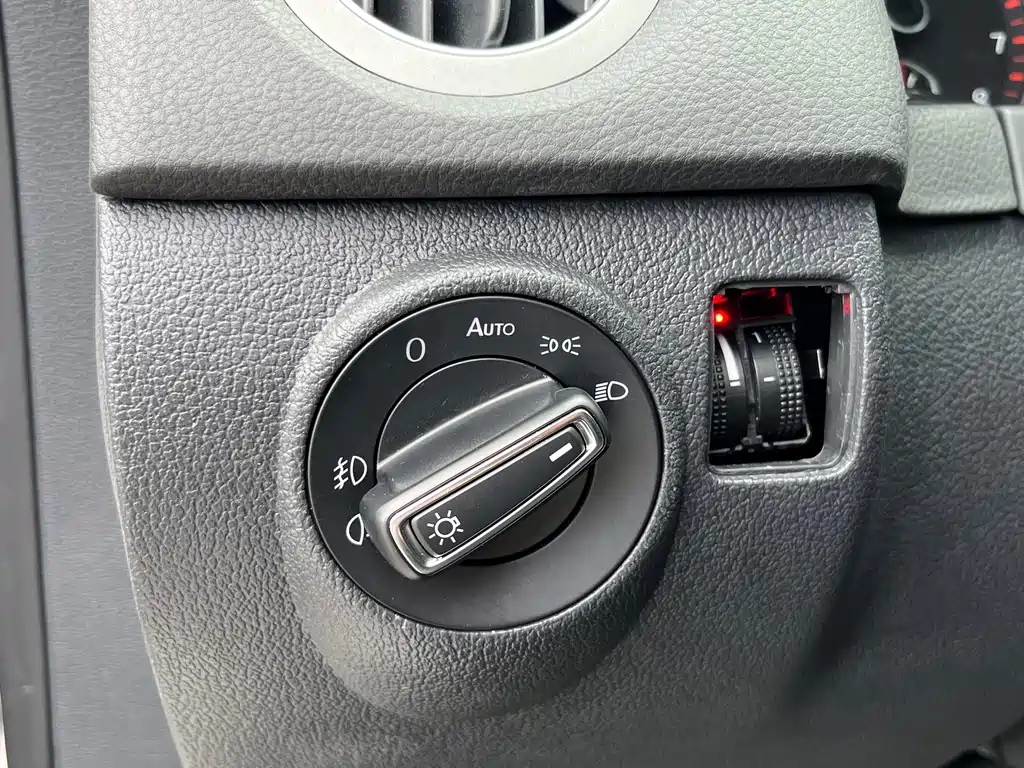 Volkswagen Tiguan 2016 — фото 20