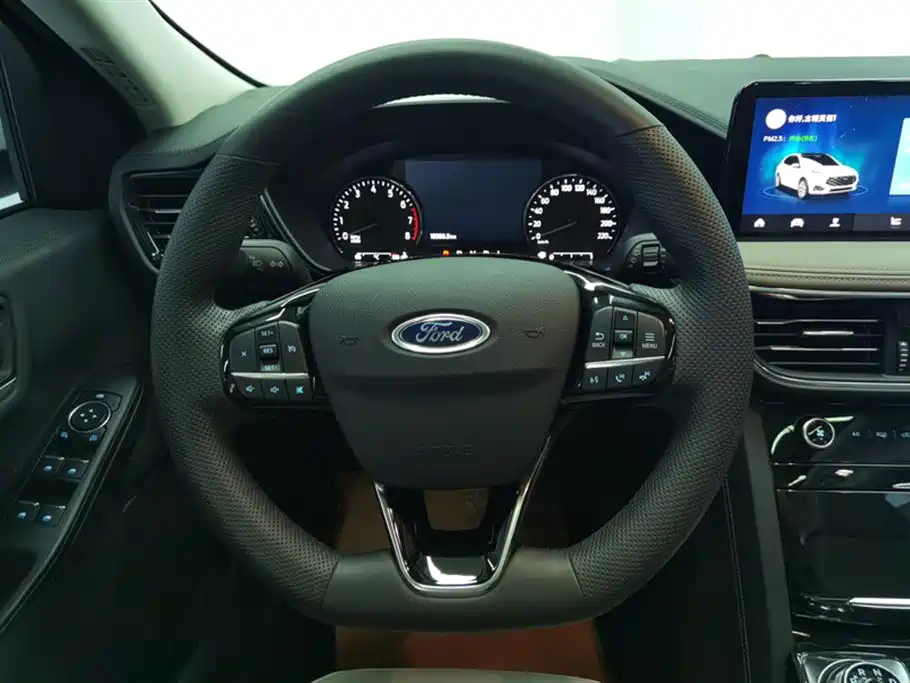 Ford Escape 2024 — фото 15