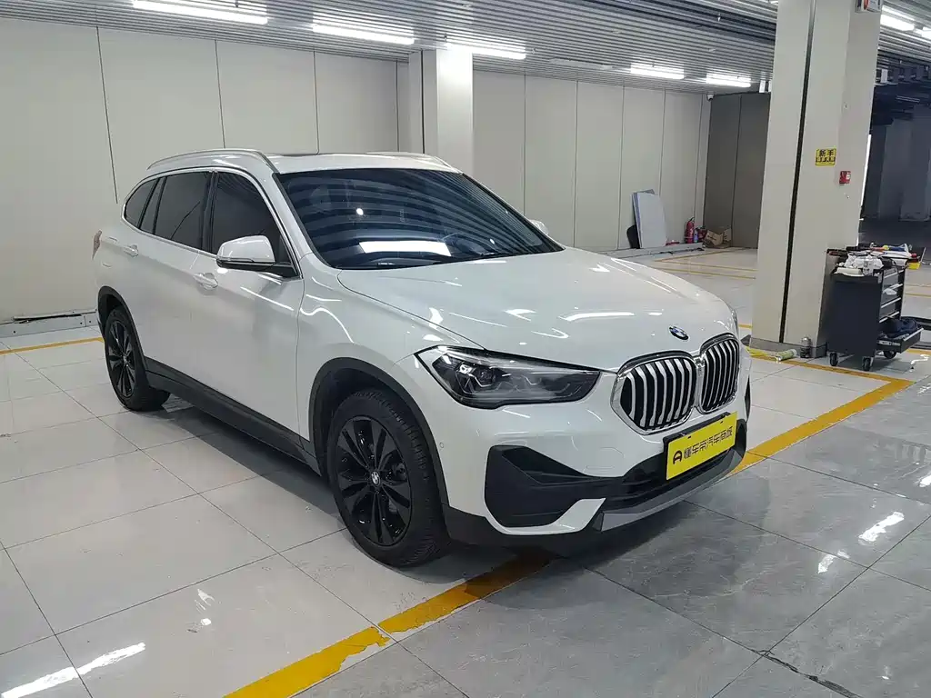 BMW X1 2020 — фото 4