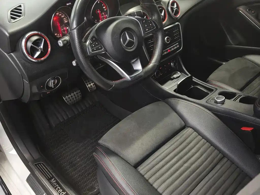 Mercedes-Benz CLA 2018 — фото 4